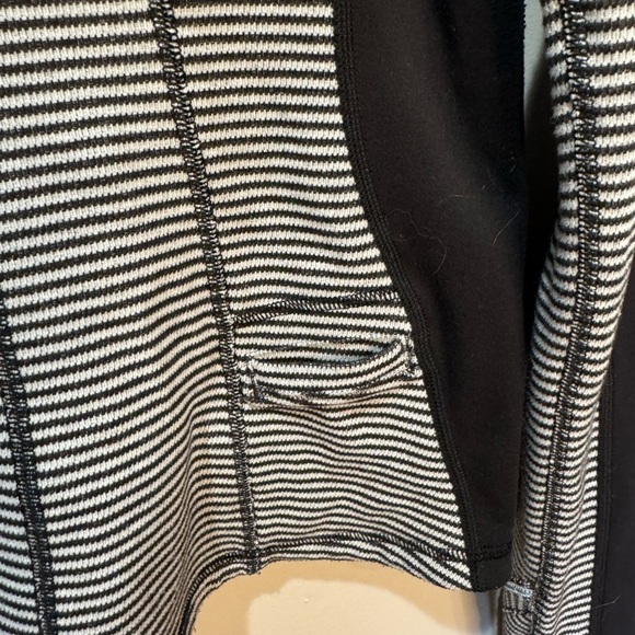 Lululemon Run U Turn Reversible Mini Check Pique Black White Size 8 - Picture 9 of 12